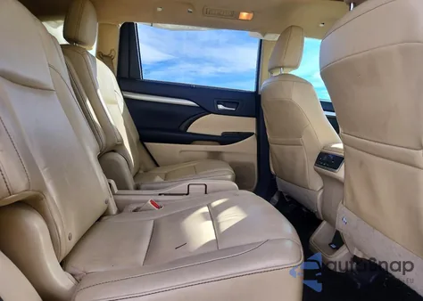 2015 Toyota Highlander Xle from USA, damaged, VIN 5TDJKRFH8FS101647